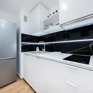 Unitapartament Centrum In By Metro Rondo Onz Super Wygodne Zapraszamy Варшава