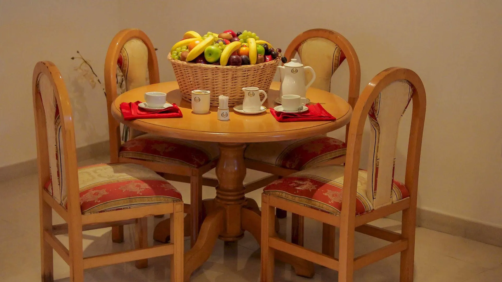 Golden Beach Motel Sharjah 3*,
