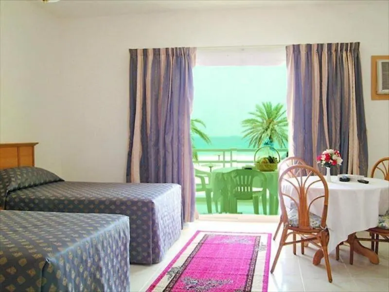 Golden Beach Motel Sharjah 3*,